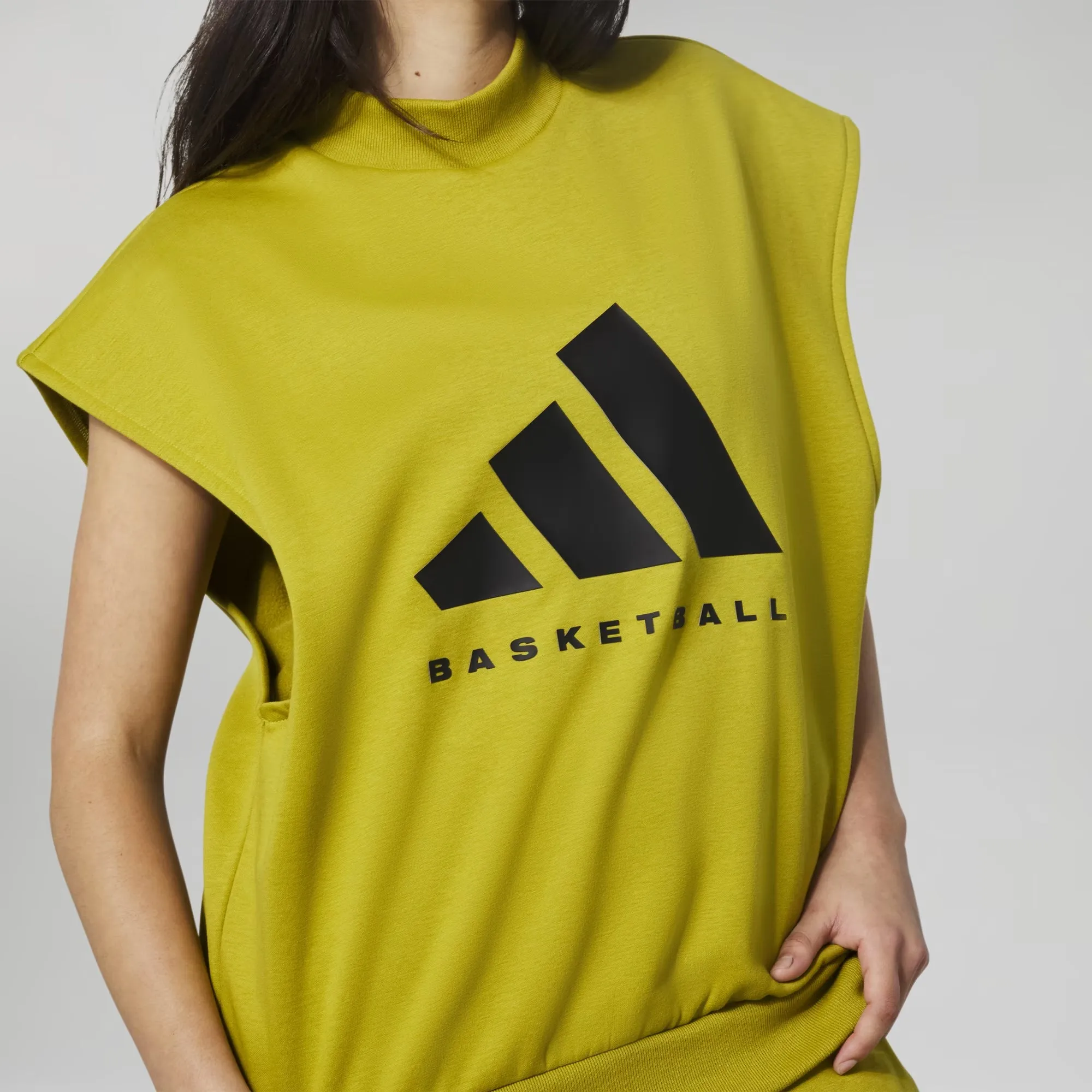 Adidas Originals | BASKETBALL SLEEVELESS SWEATSHIRT (GENDER NEUTRAL)  { PULSE OLIVE