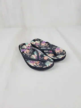 BLACK TROPICAL SLIP ON SANDALS SIZE 13 PRE-LOVED