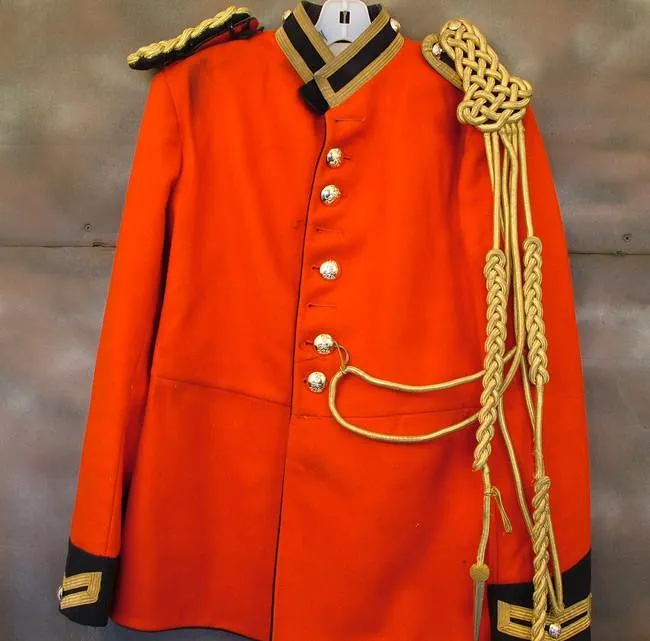 British Household Cavalry Uniform Set: Royal Life Guard