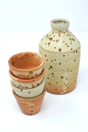 BUCKLAND CERAMICS - SAKE SET (POT & CUPS)