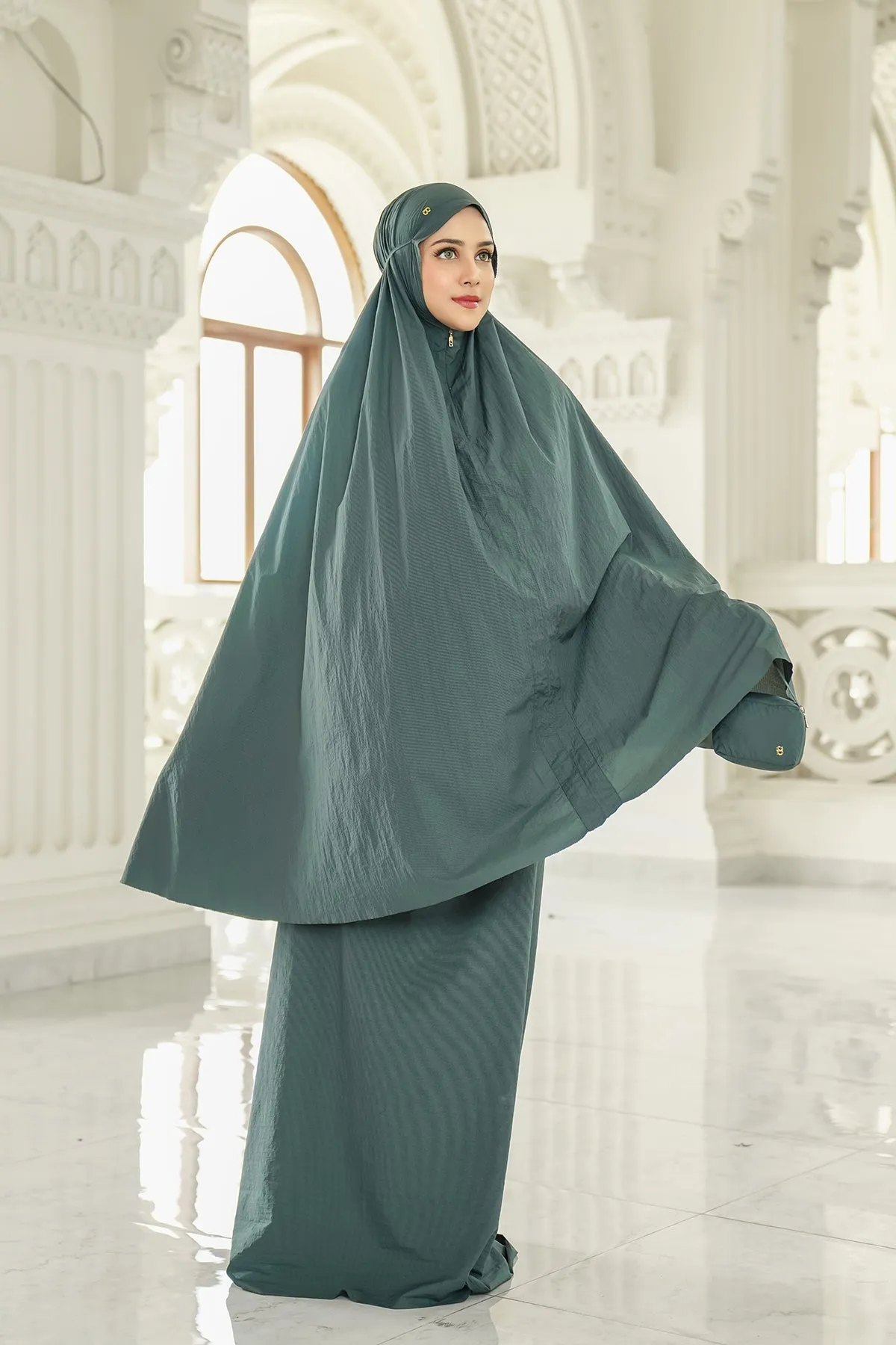 Capsule Prayer Robe - Teal