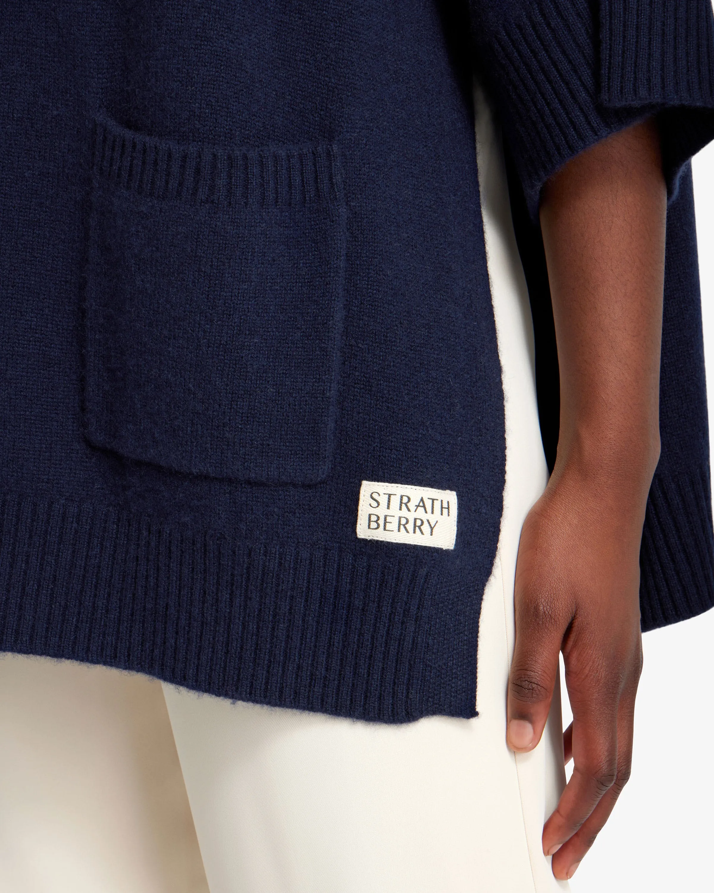 Cashmere Wool Rollneck Pullover - Navy