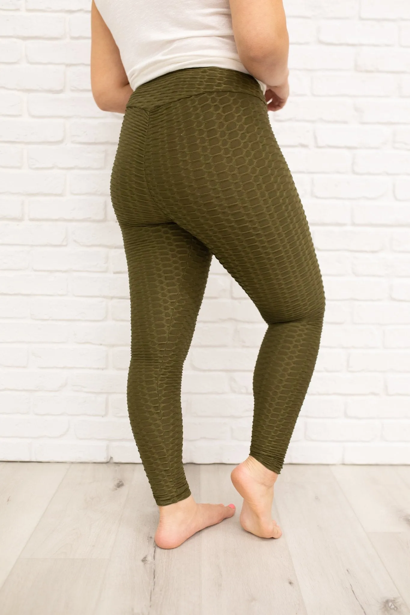 DOORBUSTER Let's Go Textured Leggings in Olive