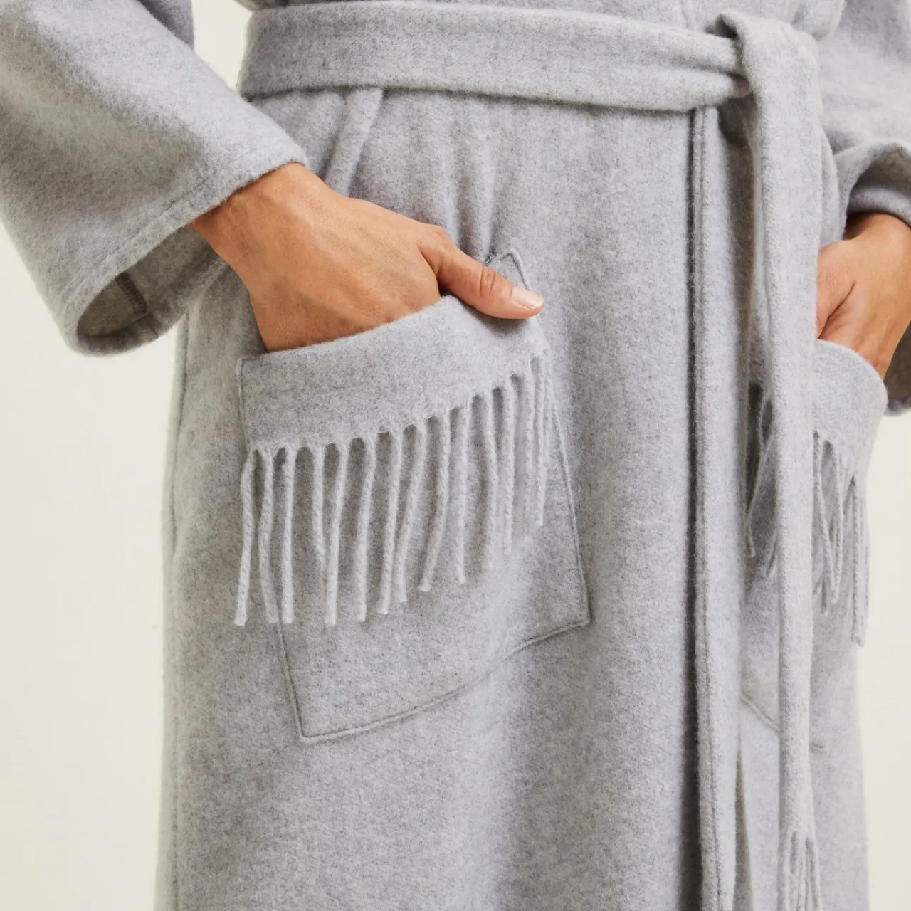 Eponyme Wool Long Poncho in Gris Chine