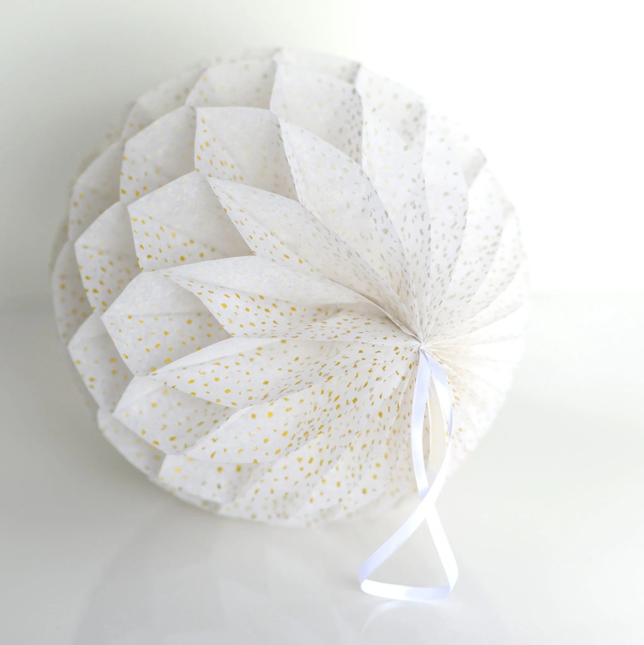 Golden reflections paper honeycomb - hanging party decorations