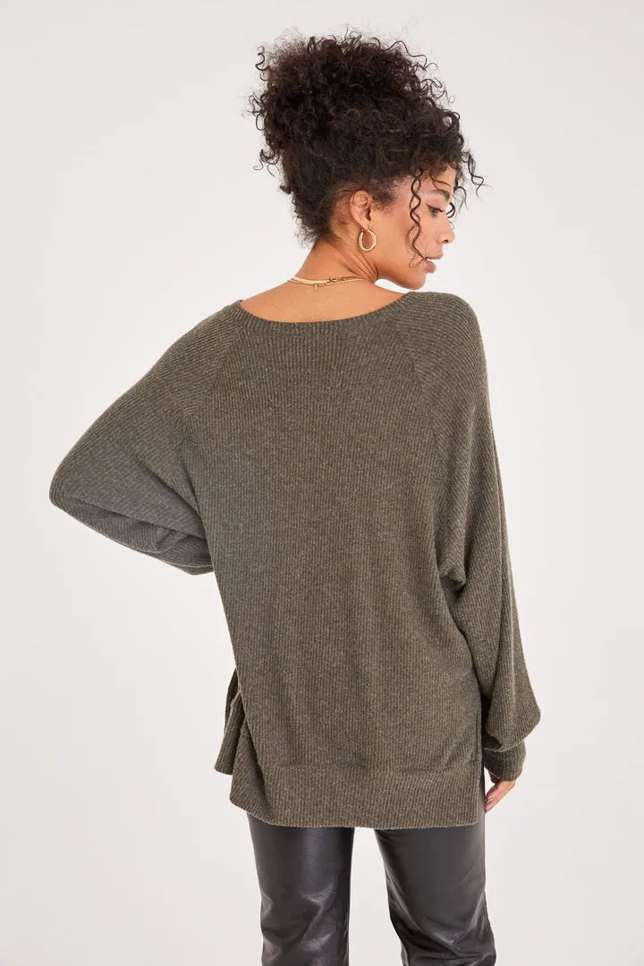 Hunter Green Calla Heathered Tunic Tops