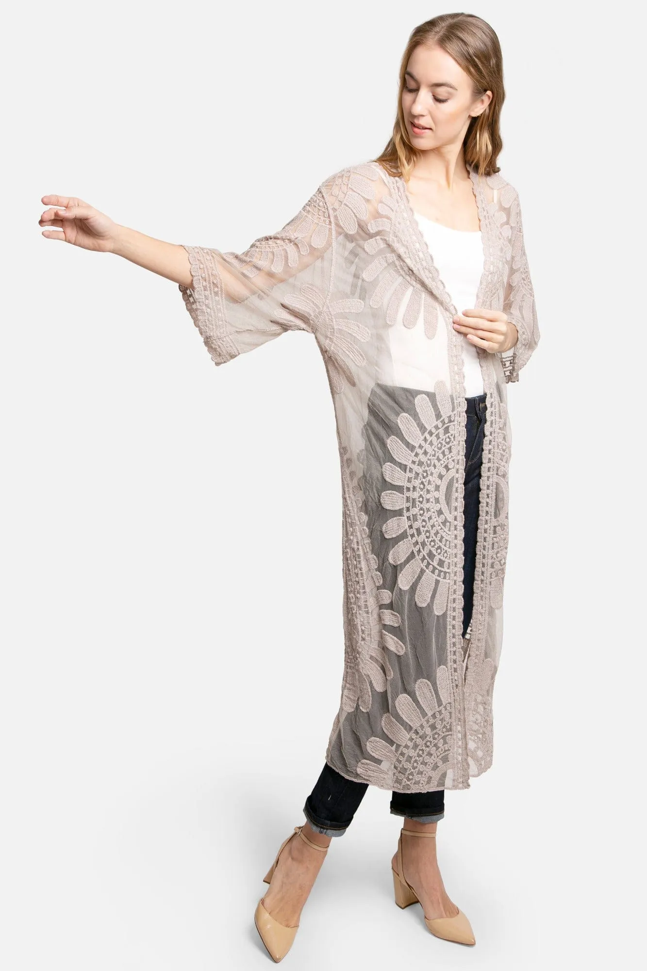 JP1367 Charlotte Floral Embroidered Lace Kimono