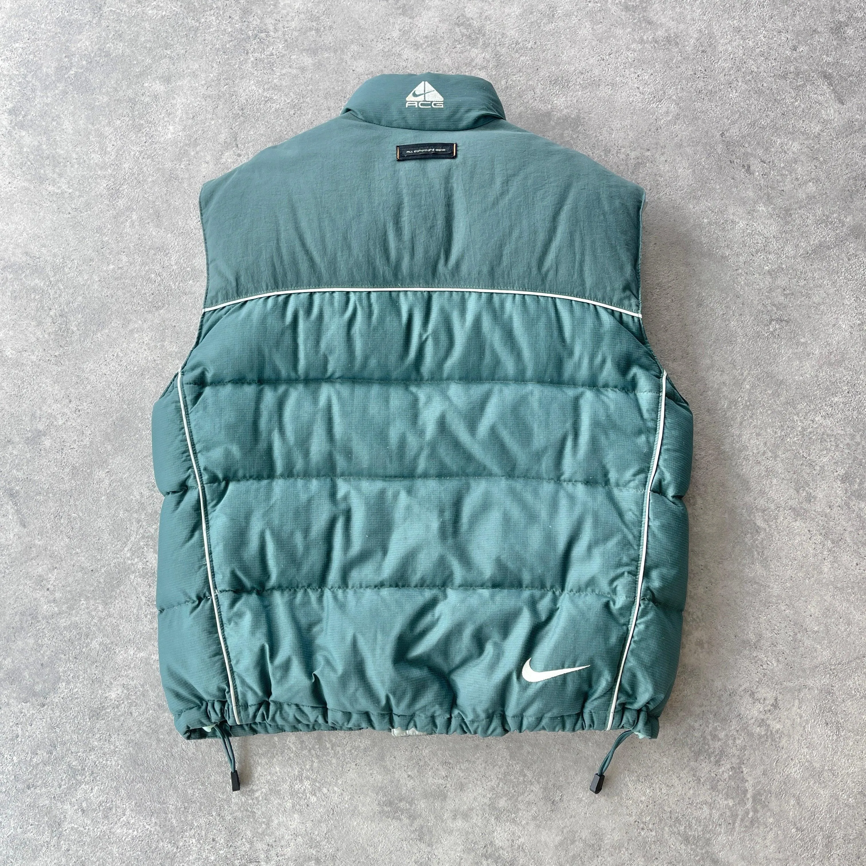 Nike ACG RARE 1990s heavyweight down fill puffer gilet (L)