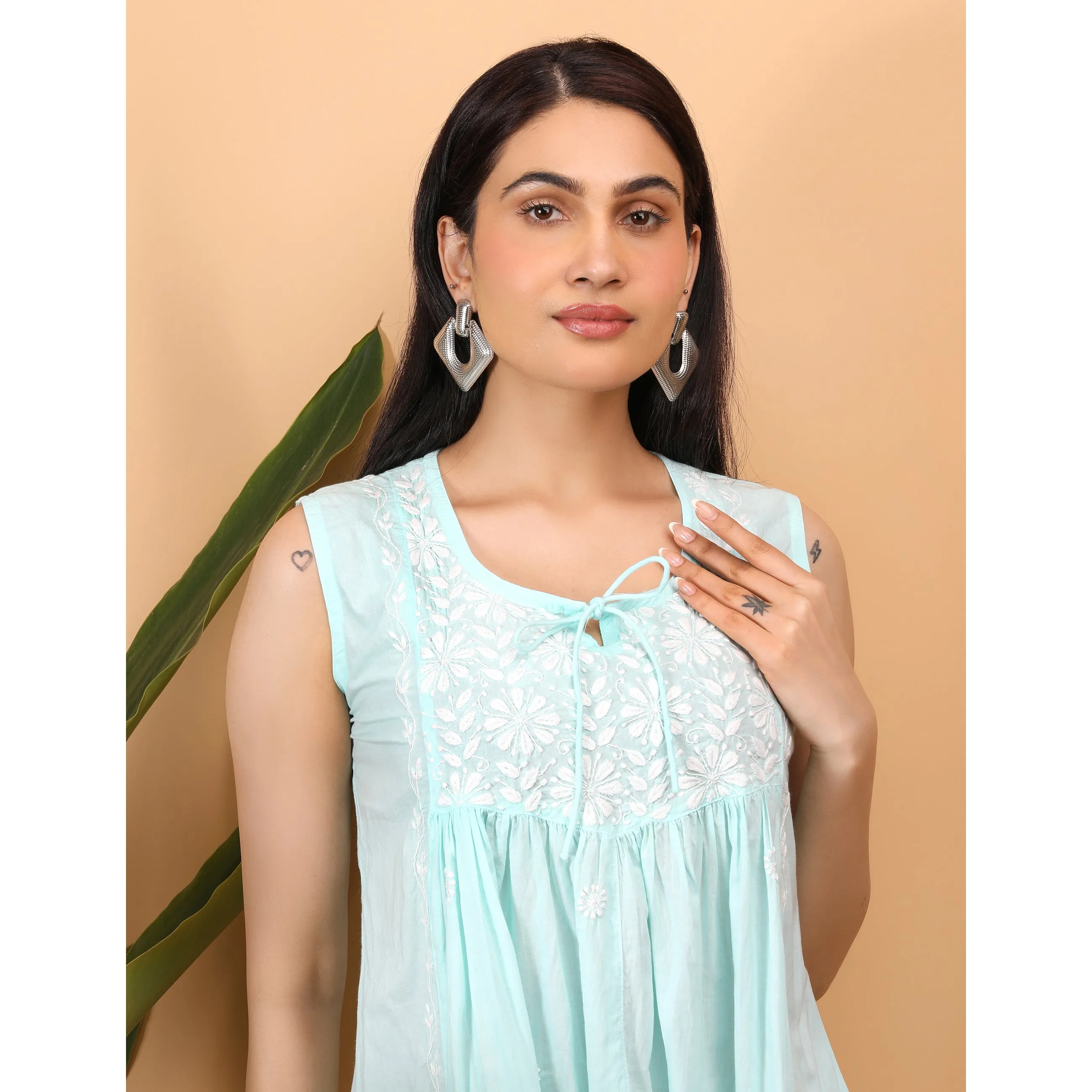 Shwet Women Sea Blue  Chikankari Sleevless Yoke Top